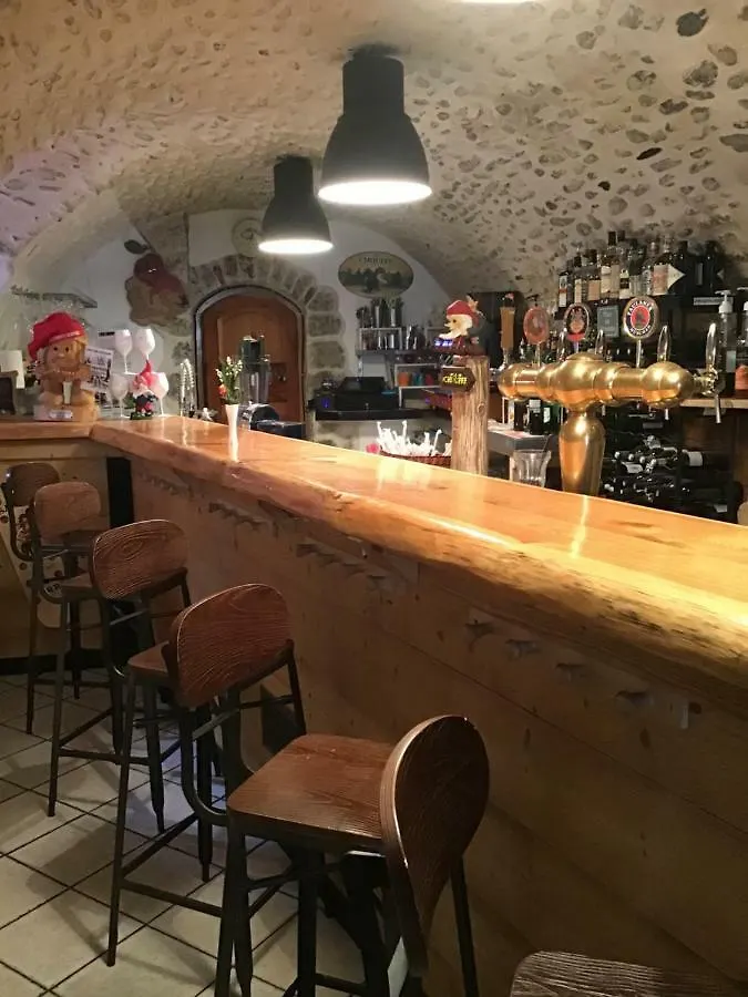 Hotel Les Gentianes Allos